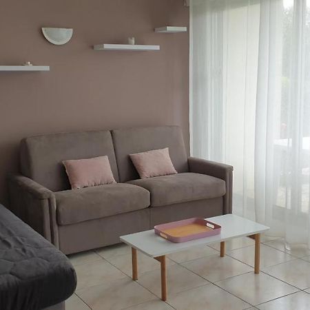 Appartamento Studio proche école de voile et plage Saint-Georges-de-Didonne Esterno foto